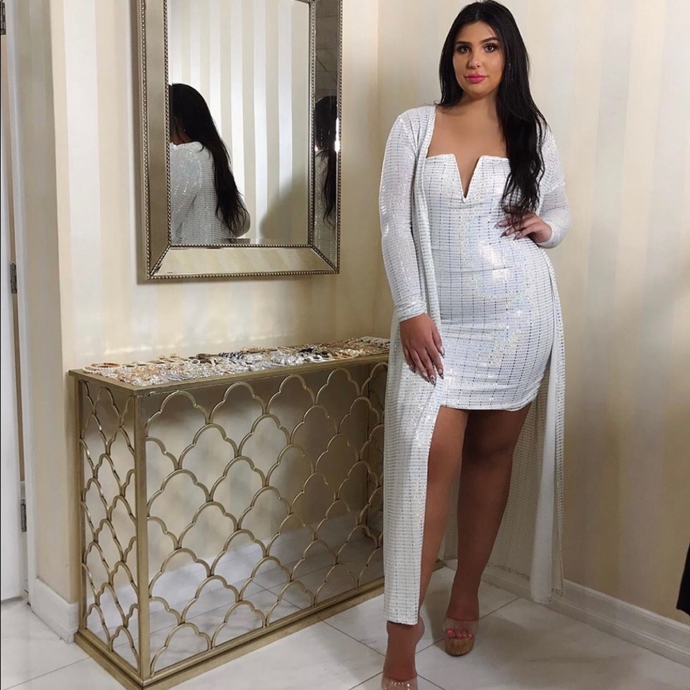White holographic set